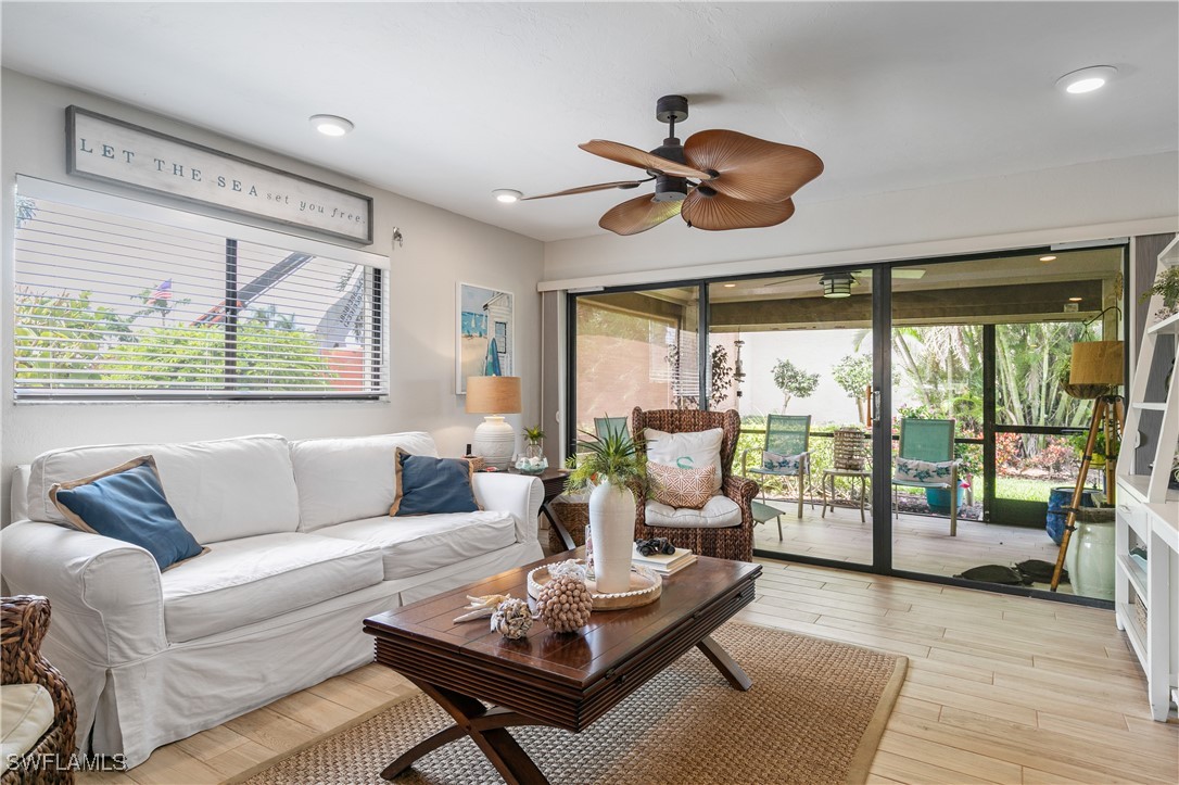 4277 Mariner WAY 115