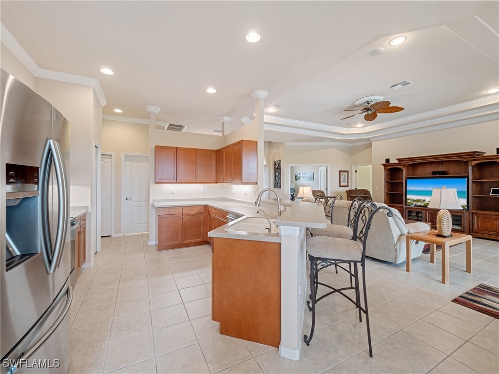 2137 Berkley WAY