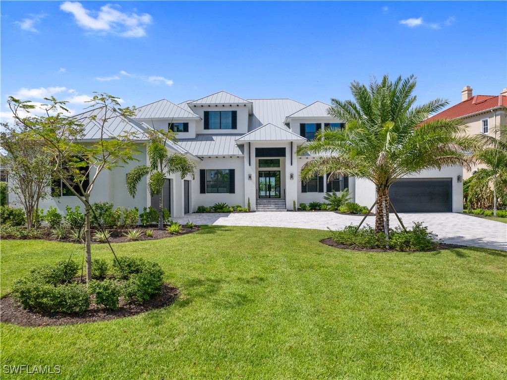 10100 Magnolia Pointe