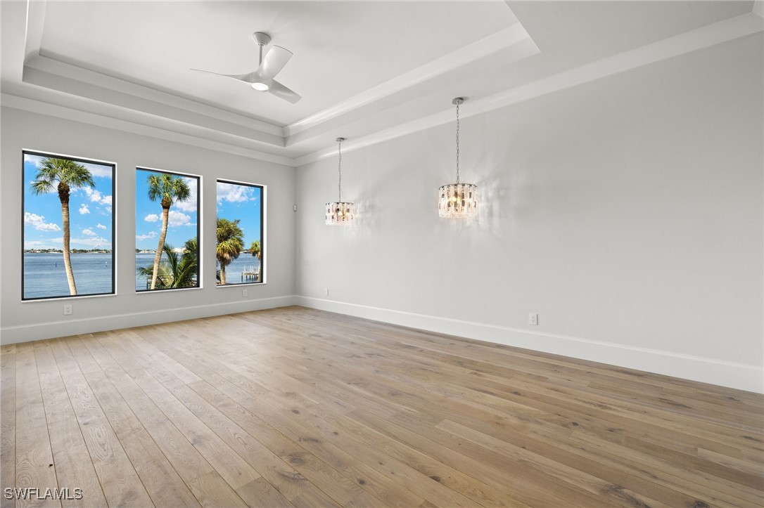 10100 Magnolia Pointe