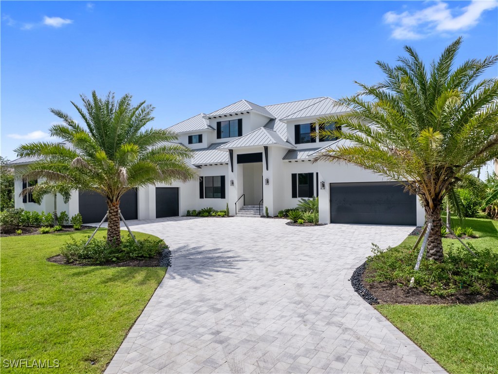 10100 Magnolia Pointe