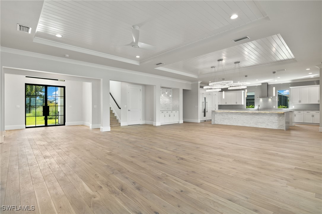 10100 Magnolia Pointe