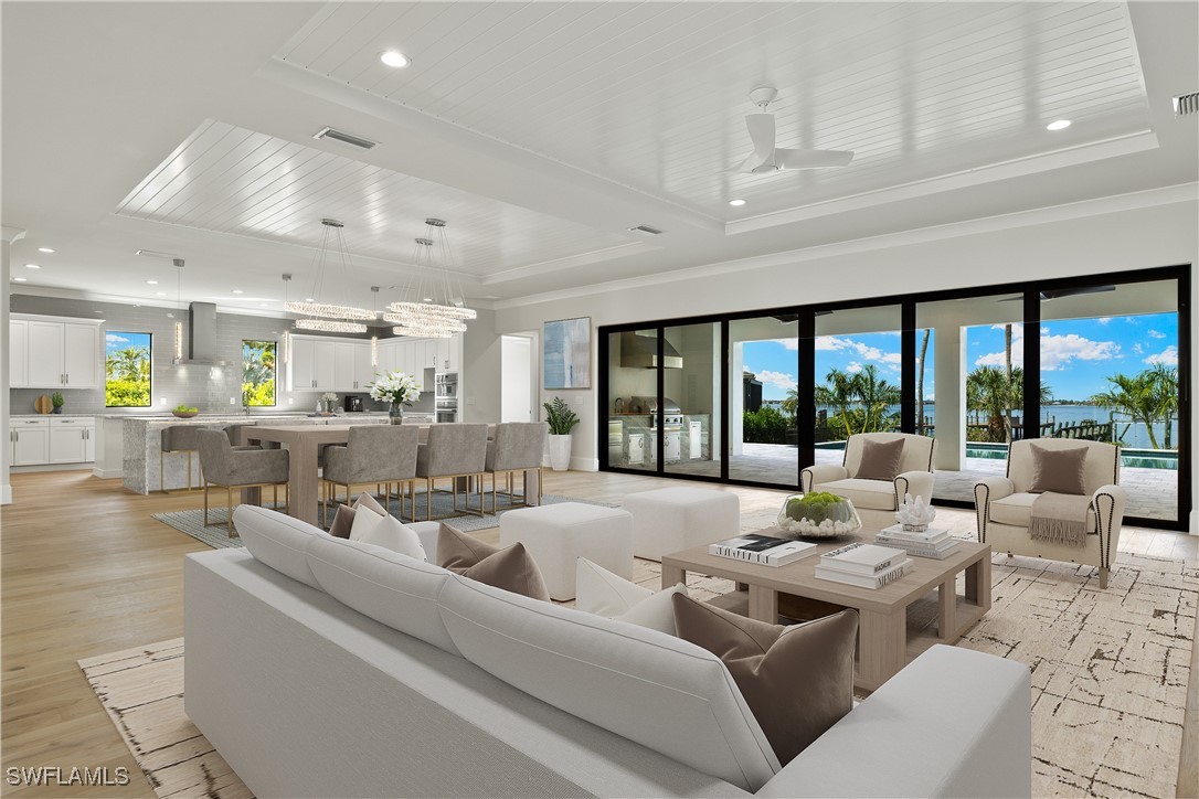 10100 Magnolia Pointe