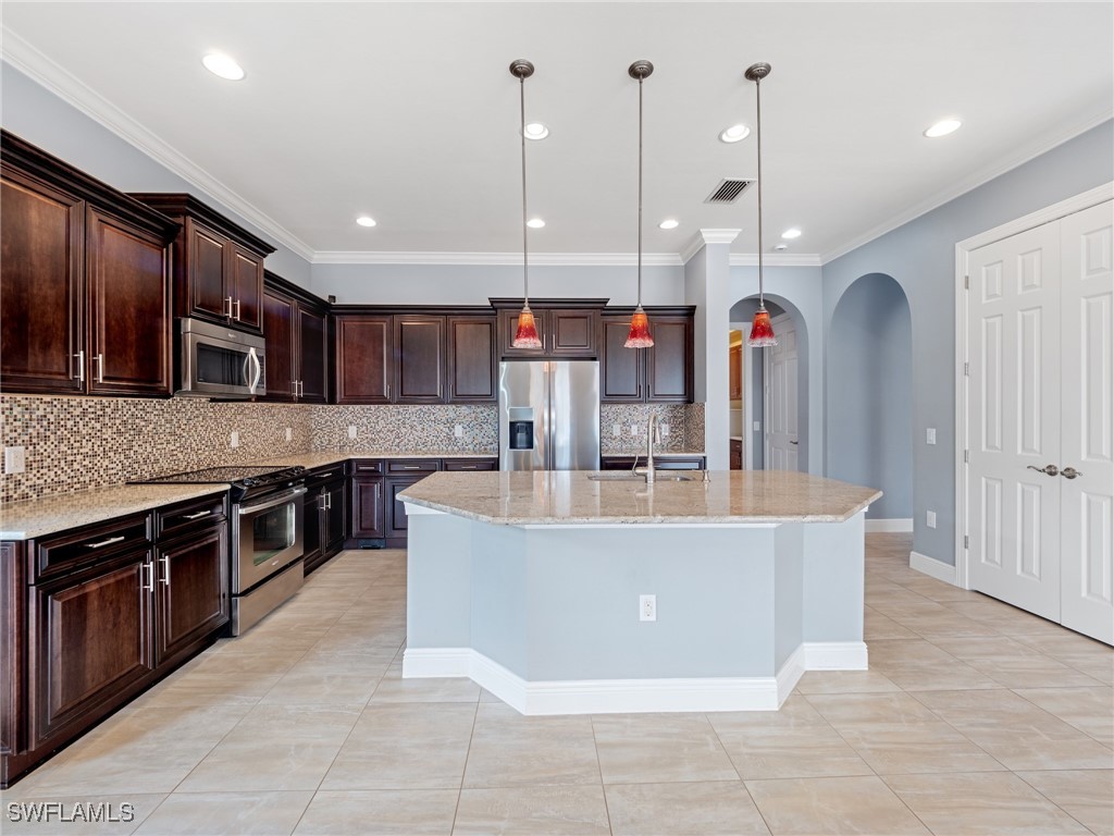 10125 Belcrest BLVD