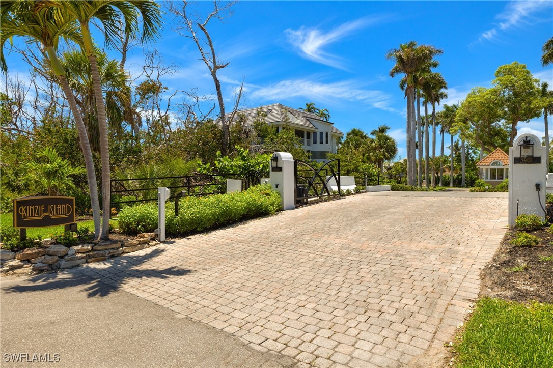 589 Kinzie Island CT