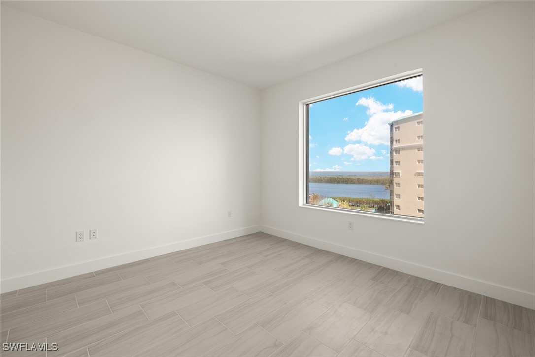 4142 Bay Beach LN