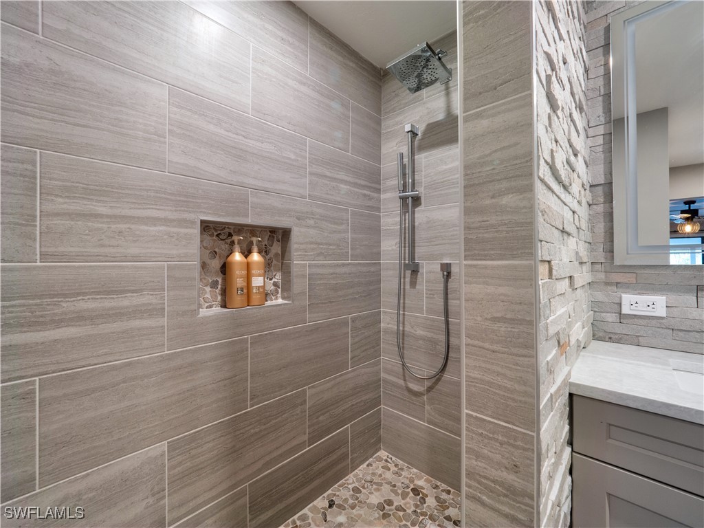 17571 Boat Club DR