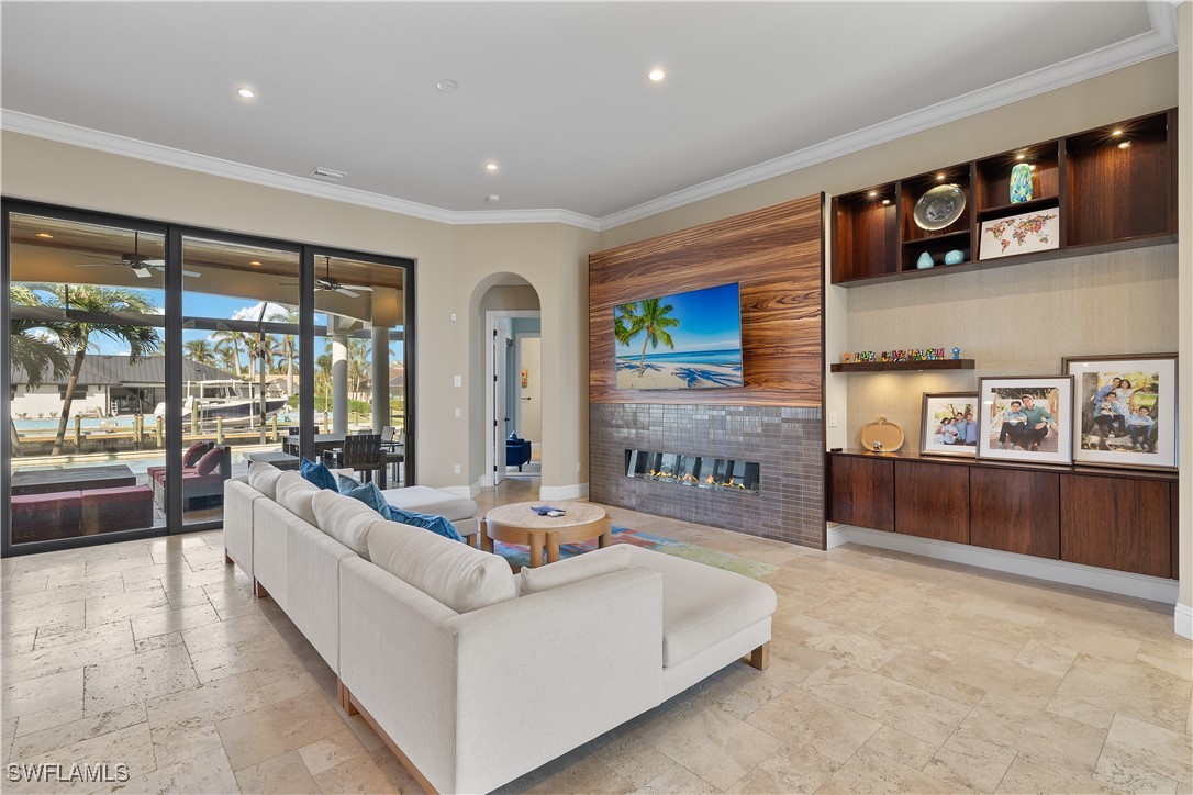1017 Bal Isle DR