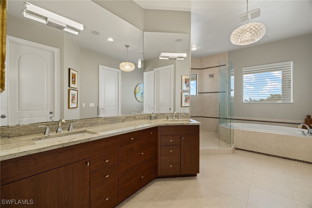 951 Aqua LN