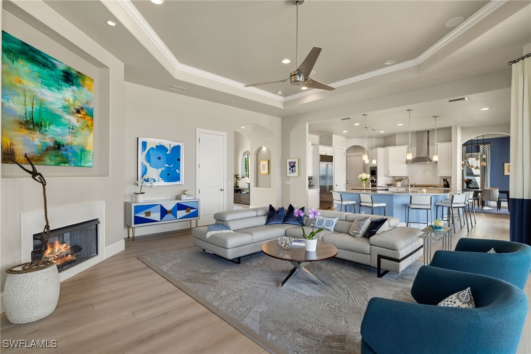951 Aqua LN