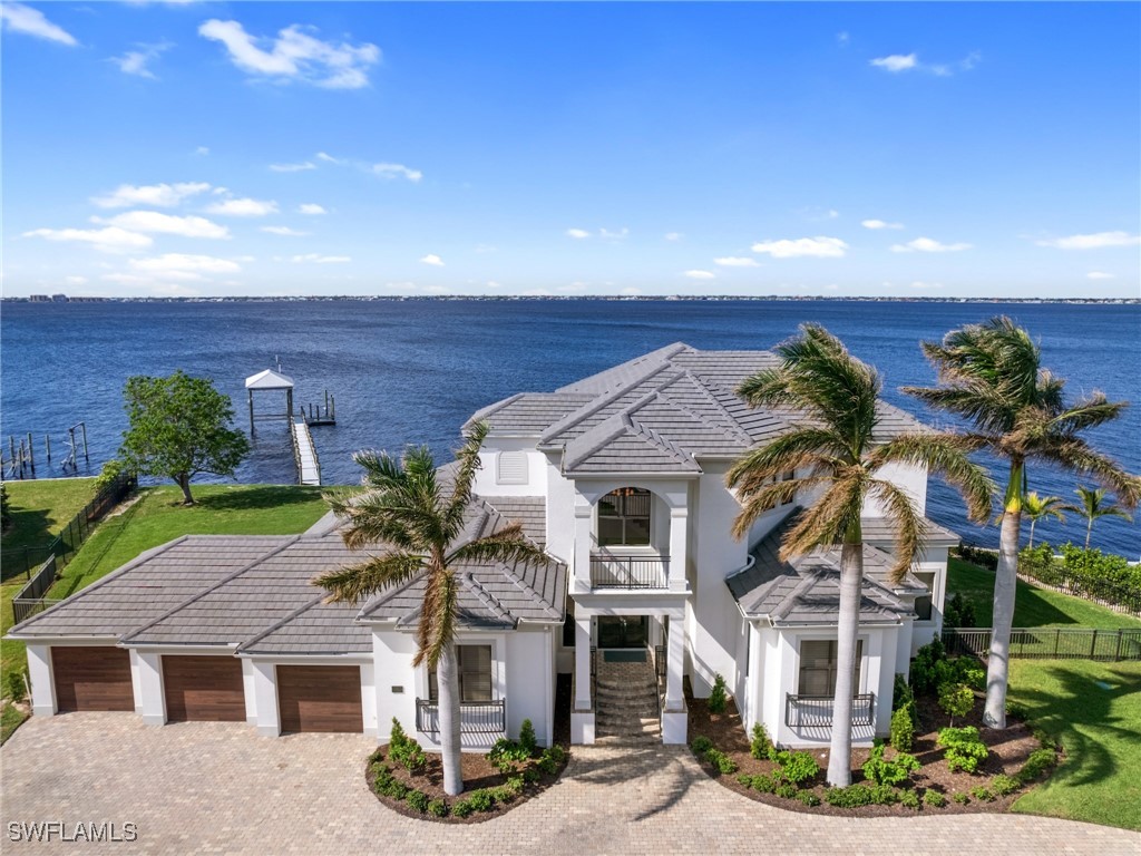 951 Aqua LN