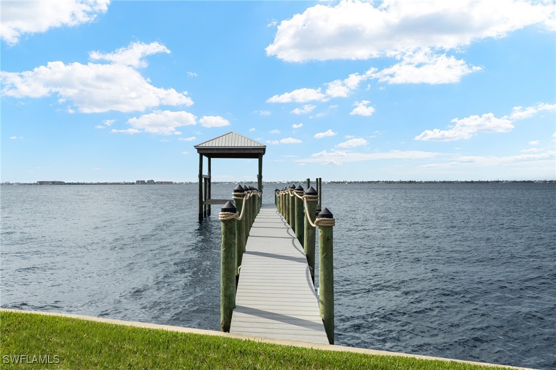 951 Aqua LN