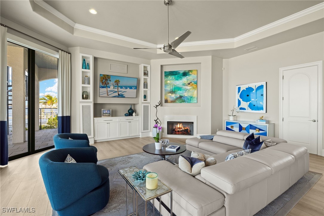 951 Aqua LN