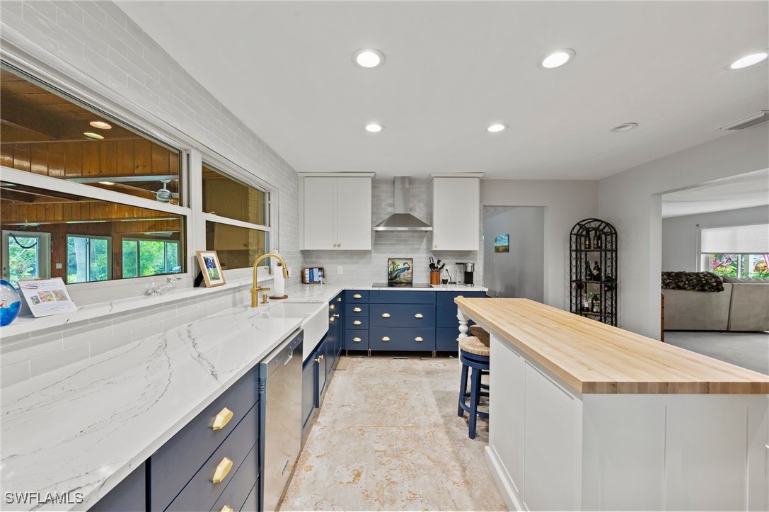 5621 Natoma DR