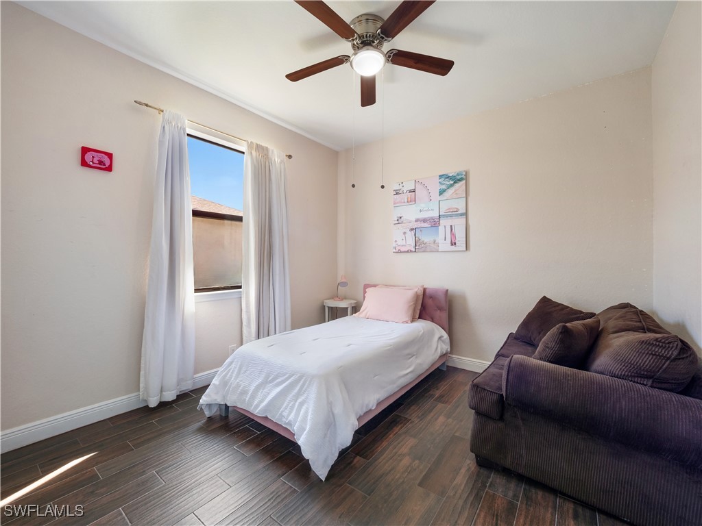 2309 SW 20th TER