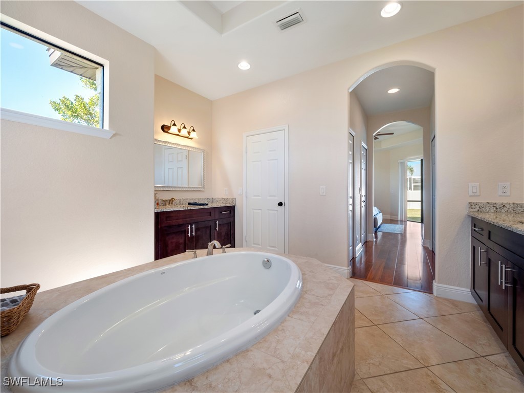 2309 SW 20th TER