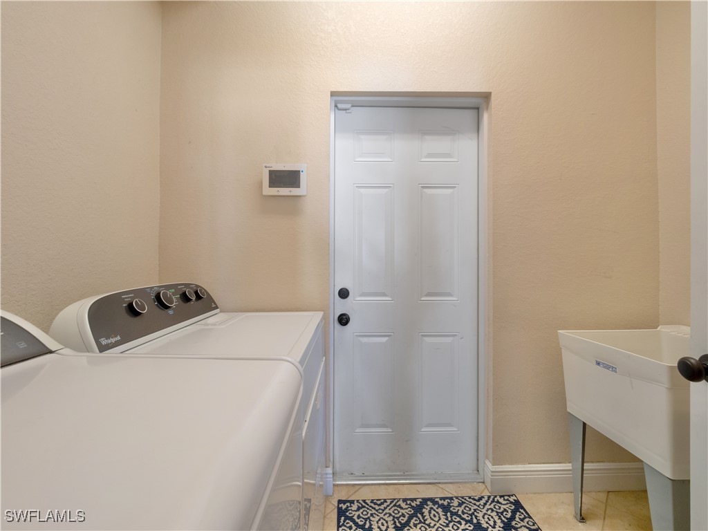2309 SW 20th TER