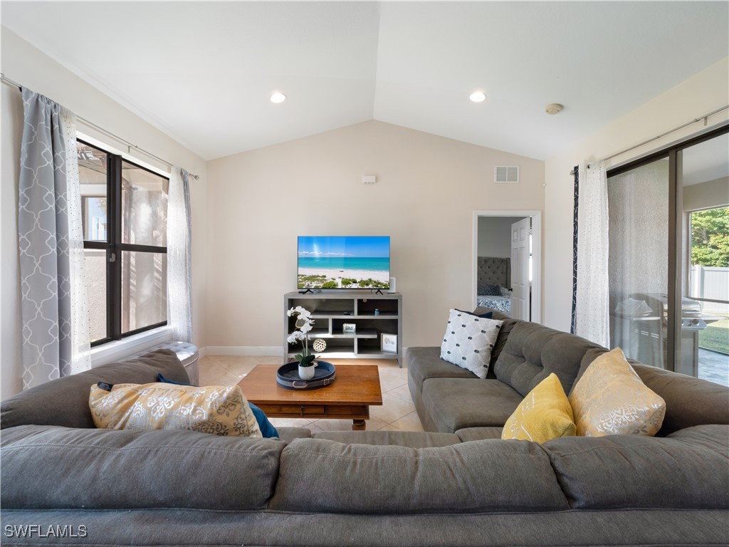 2309 SW 20th TER