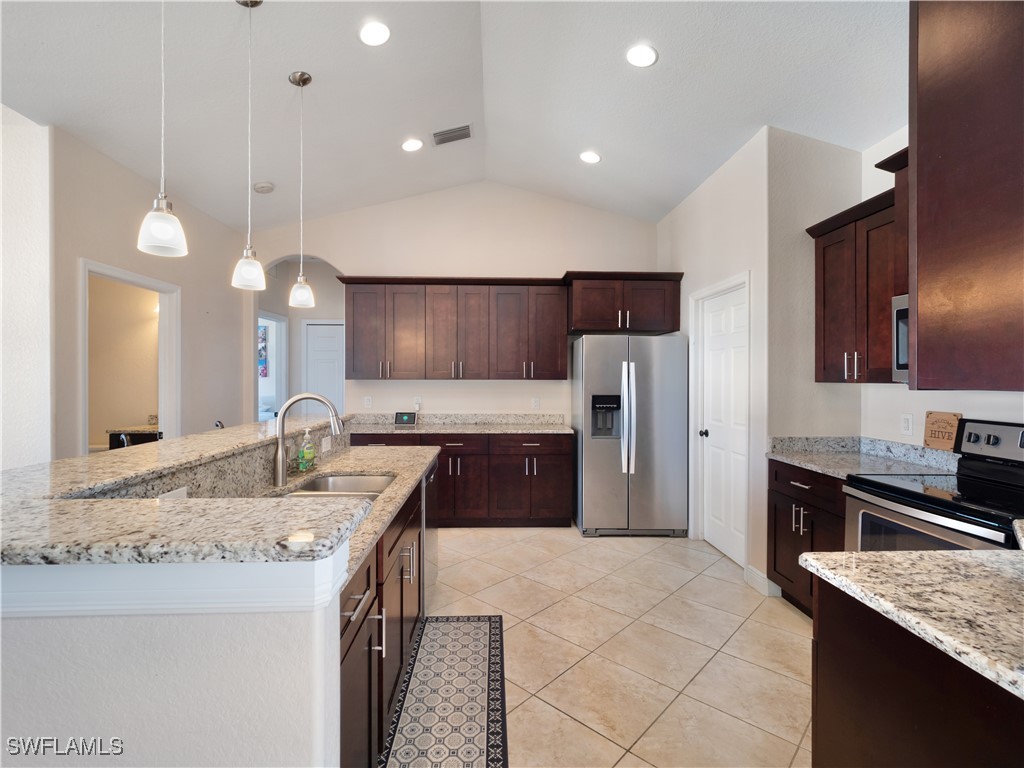 2309 SW 20th TER