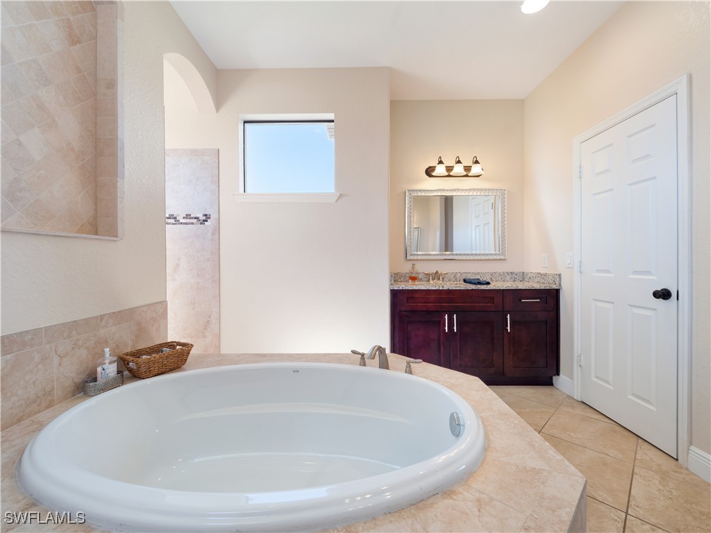 2309 SW 20th TER
