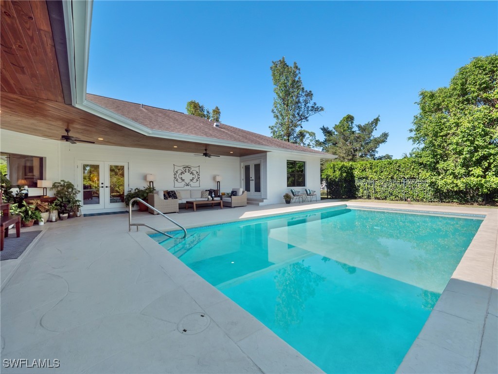 13553 Pine Villa LN