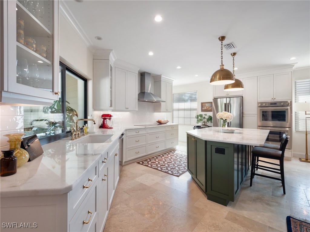 13553 Pine Villa LN