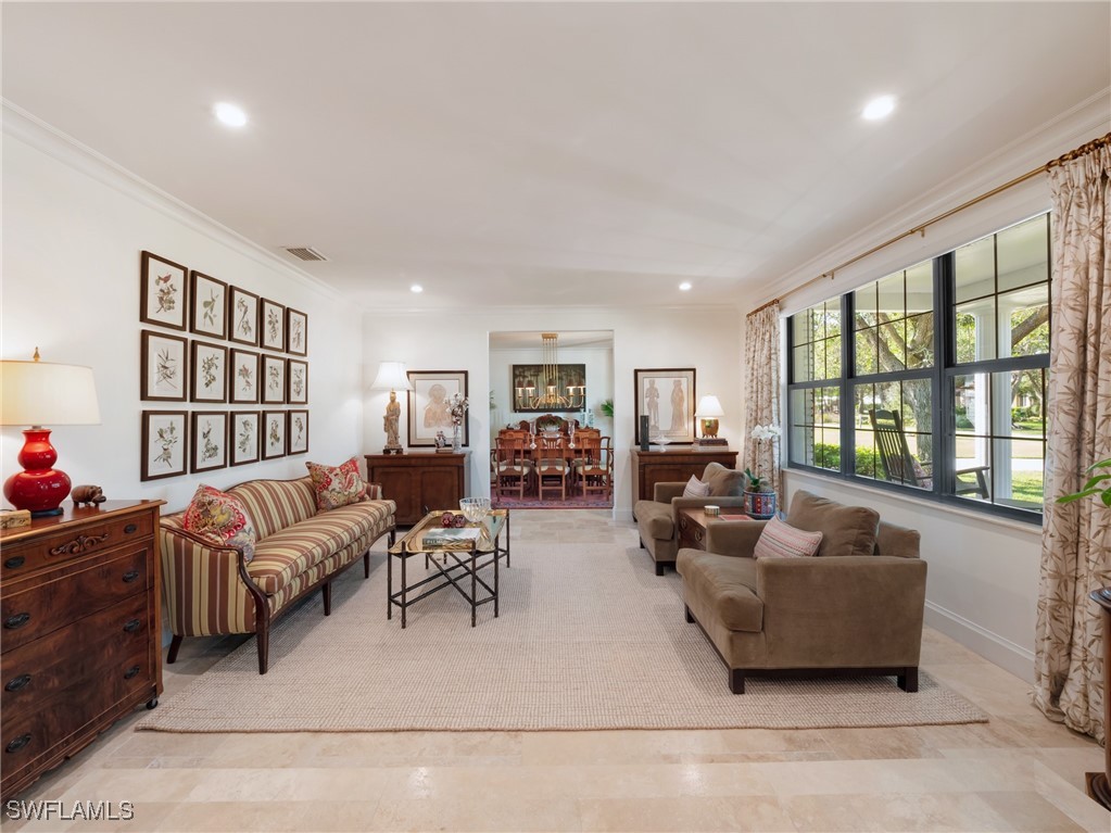 13553 Pine Villa LN