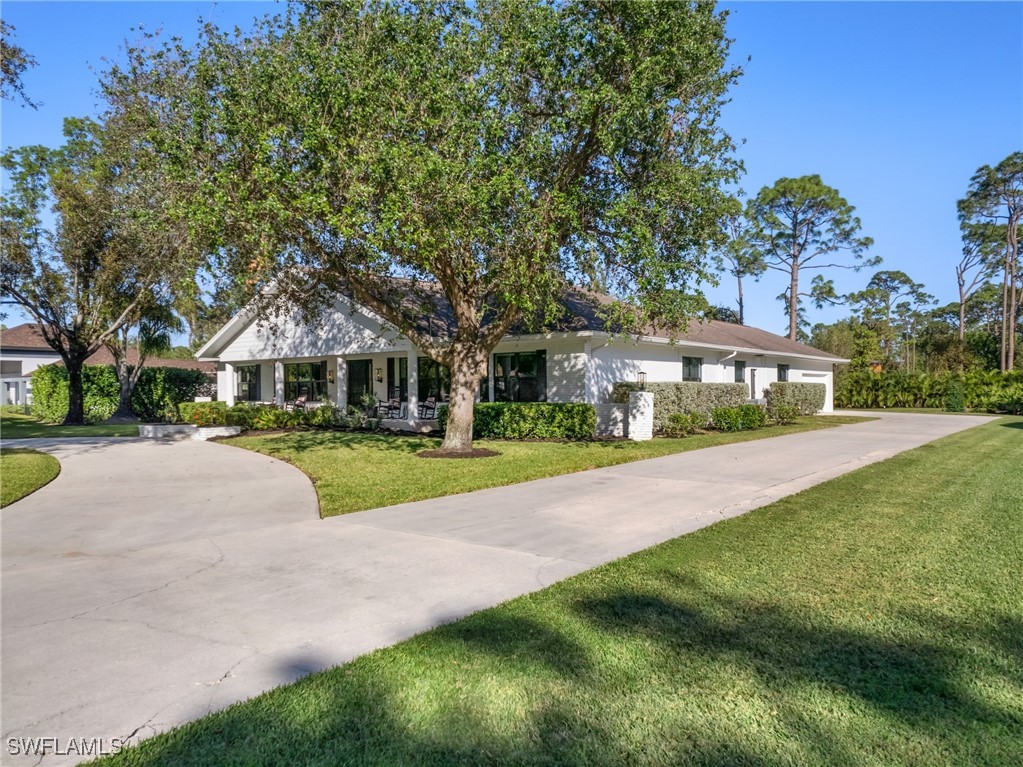 13553 Pine Villa LN