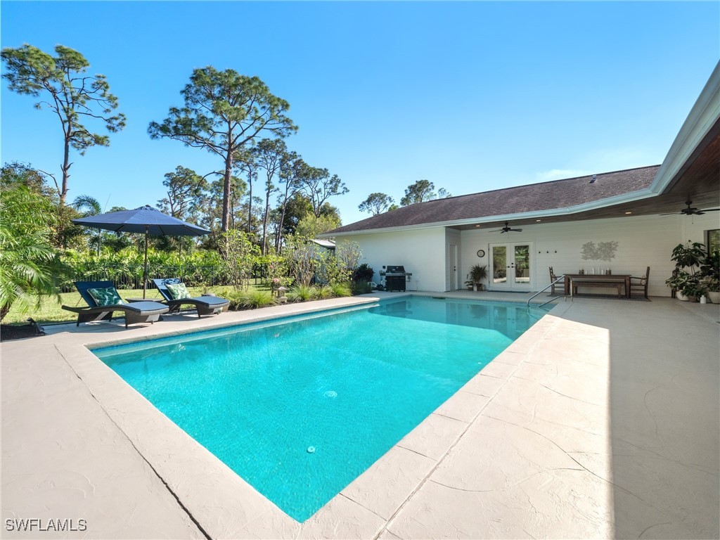 13553 Pine Villa LN