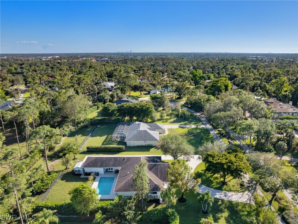13553 Pine Villa LN