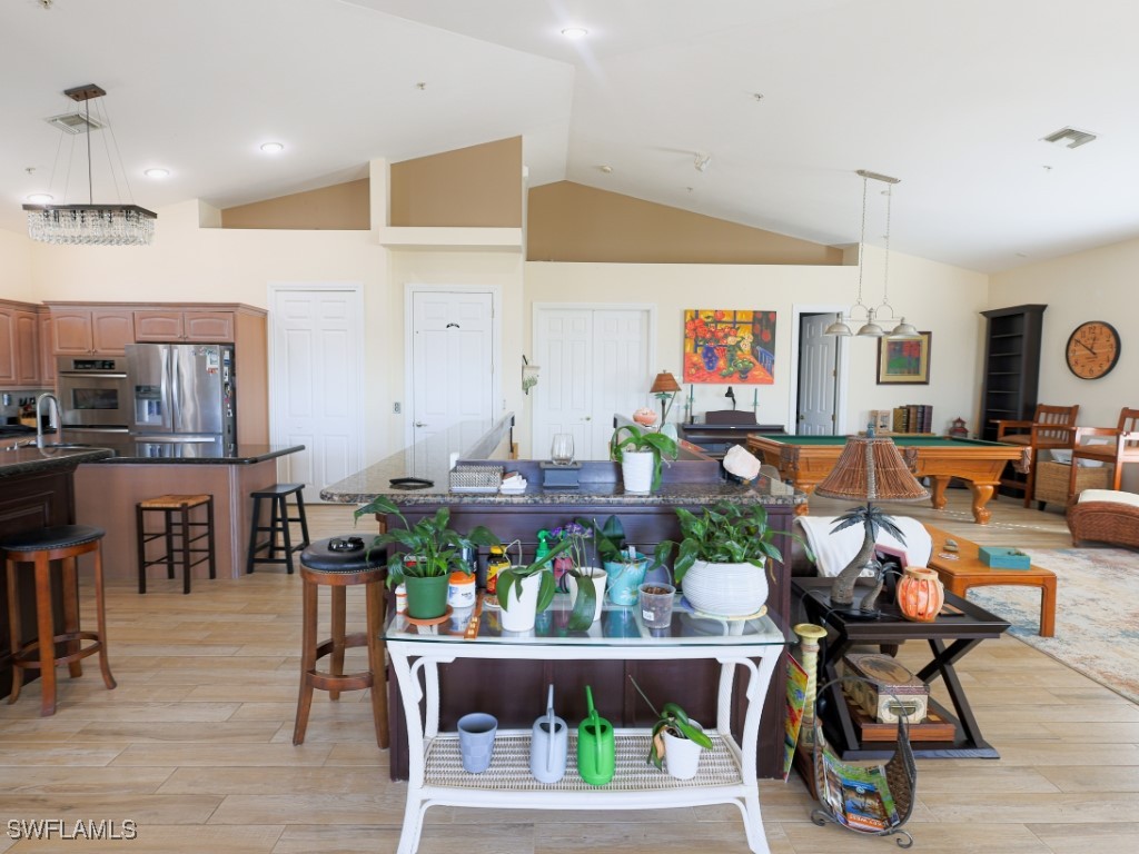 945 San Carlos DR