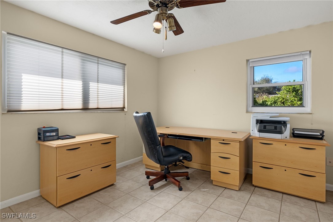 5244 Kenilworth DR