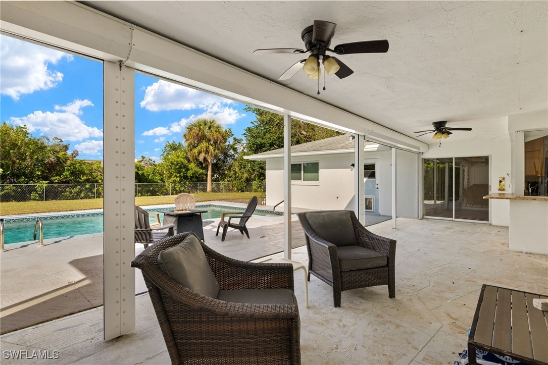 5244 Kenilworth DR