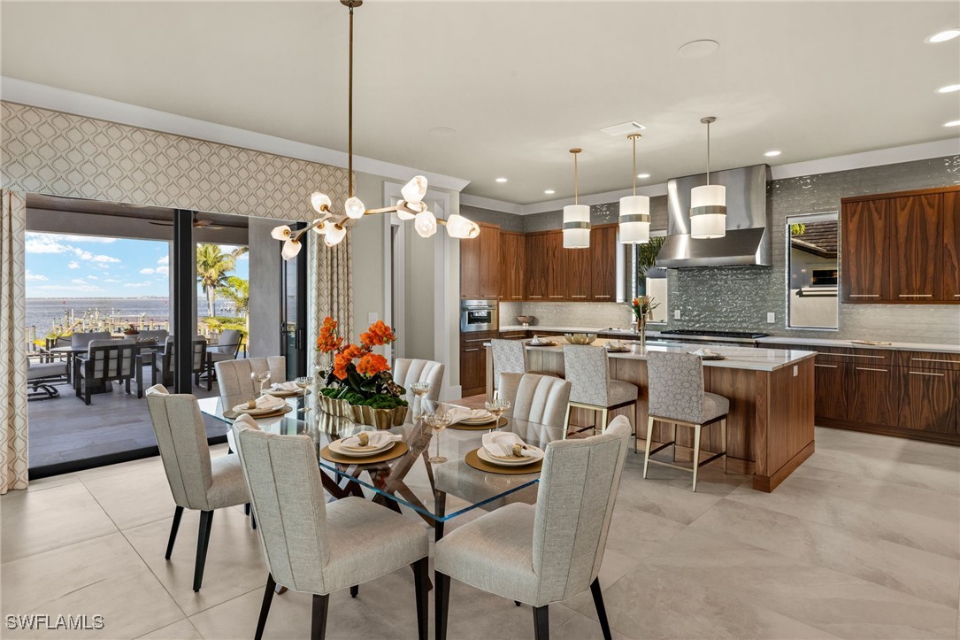 12100 Via Del Fontana WAY