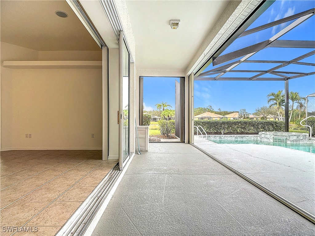 2124 Berkley WAY