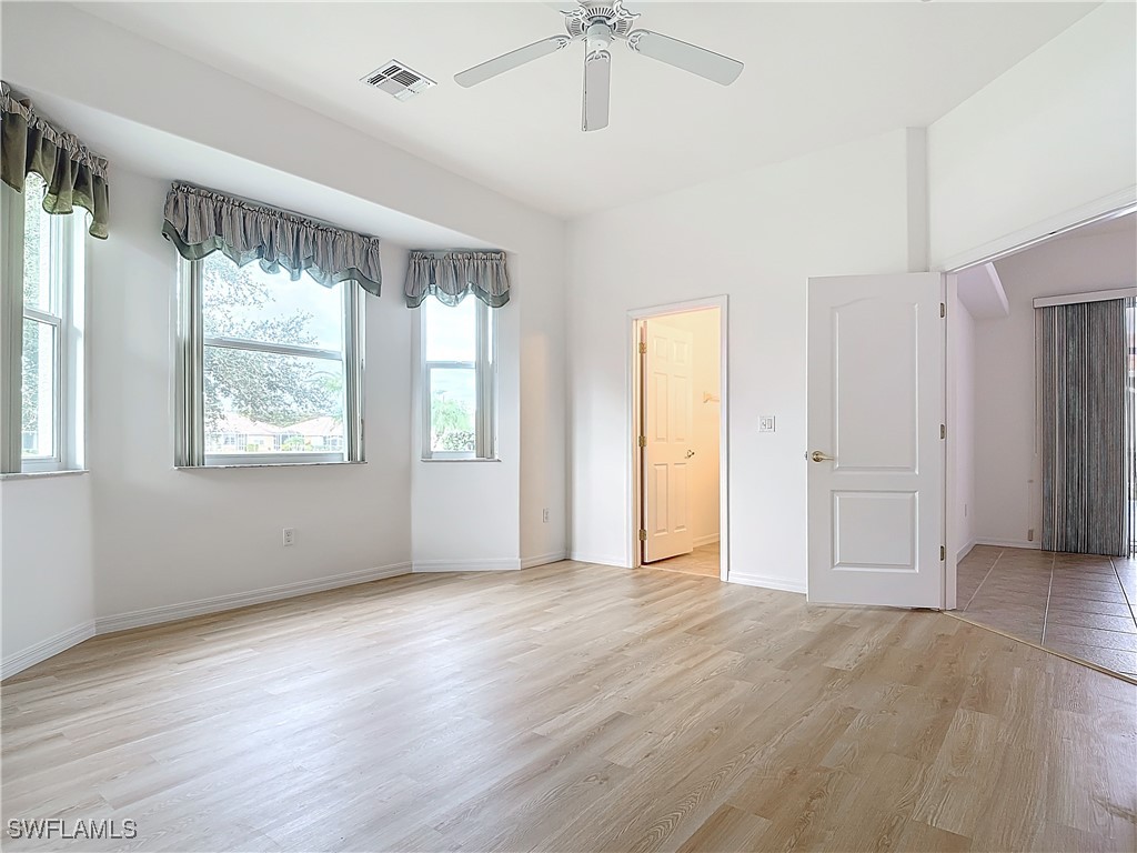 2124 Berkley WAY