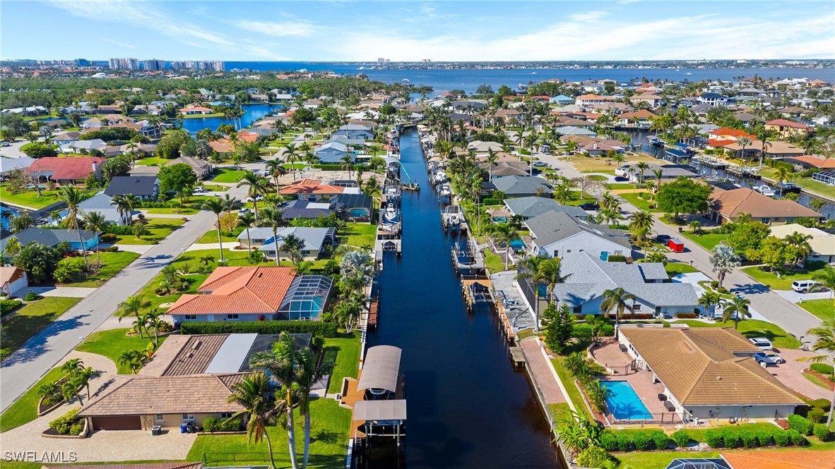 1011 S Town And River DR