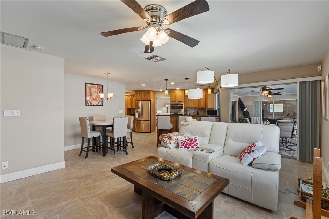 1011 S Town And River DR
