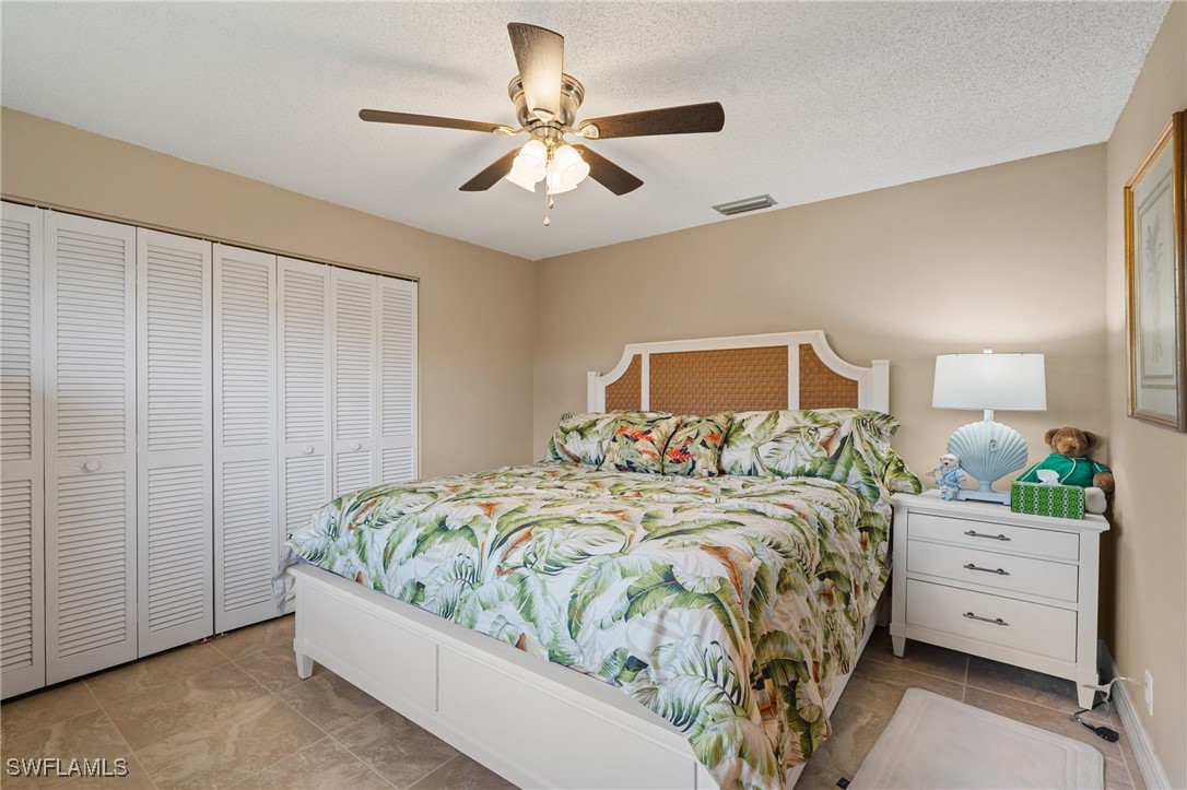 1011 S Town And River DR