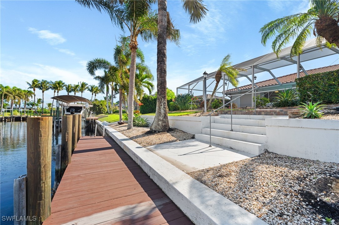 1011 S Town And River DR