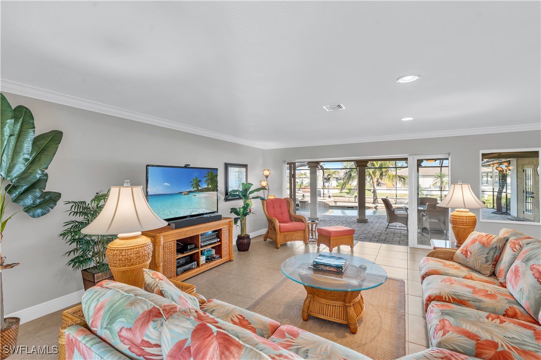 967 Bal Isle DR