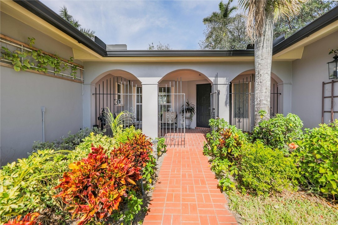 1575 Olmeda WAY