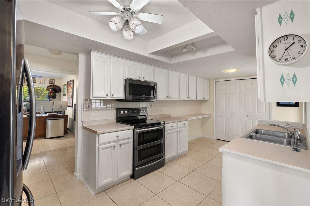 1383 Currier CIR