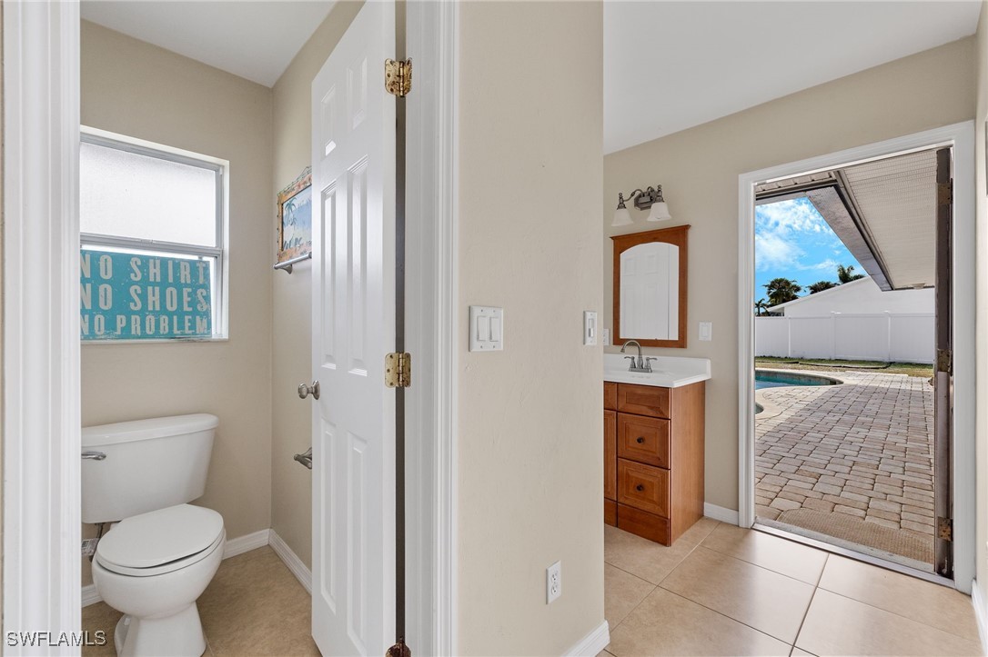 1383 Currier CIR