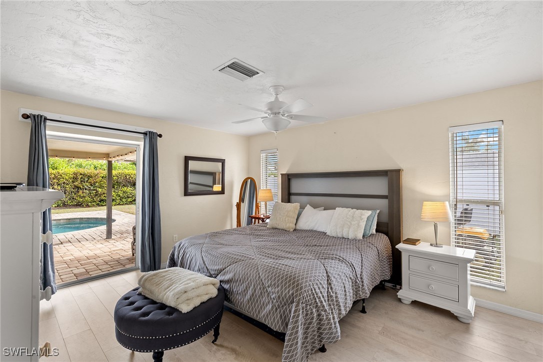 1383 Currier CIR