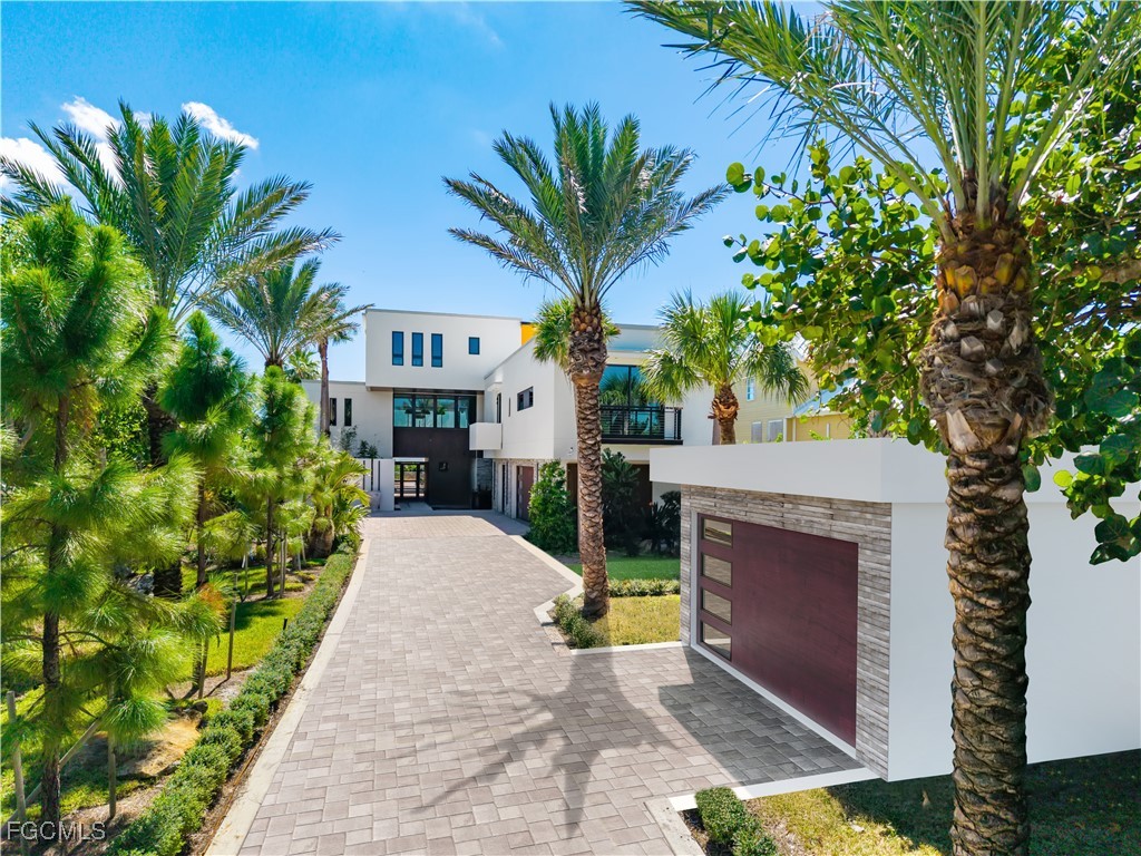 3615 W Gulf DR