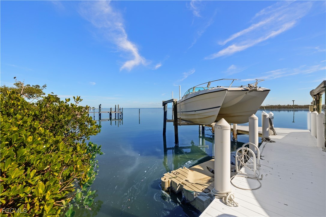 15899 Captiva DR