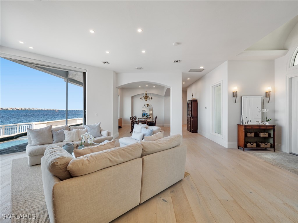 771 Cypress Lake CIR