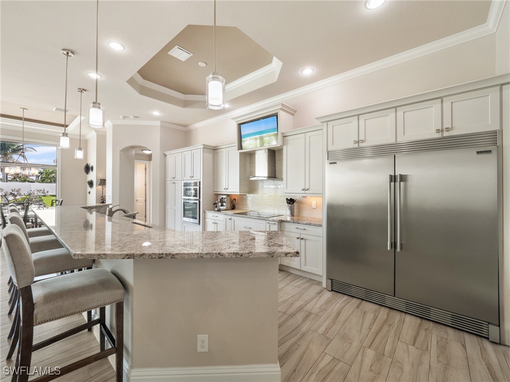 1042 Clarellen DR