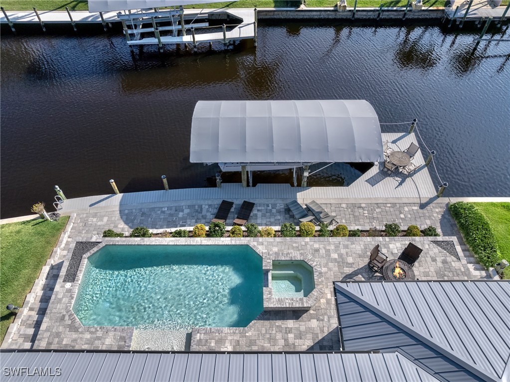1042 Clarellen DR